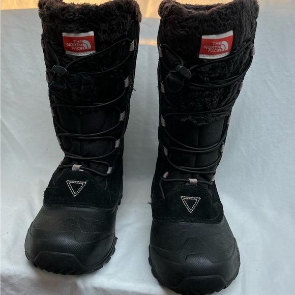 The North Face ‘Heat Seeker’ Black Suede/Leather Waterproof Boots - Picture 2 of 6